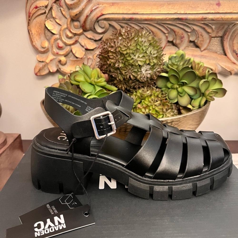 Madden NYC Black Platform Sandals NWT Women’s Size 8 Fall Perfect Trending - Picture 3 of 10